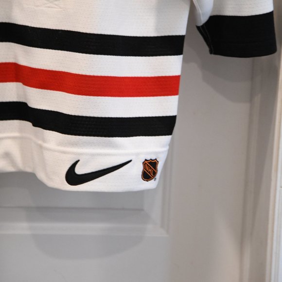 Chris Chelios Blackhawks *Authentic* Nike Home Jersey size 44 Made in Canada MIC - Picture 15 of 16